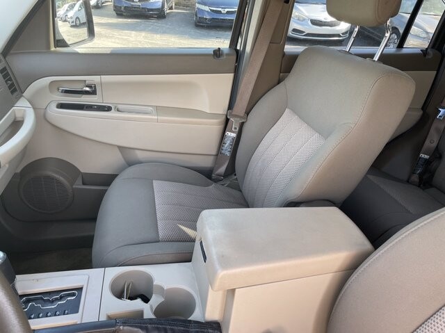 2010 Jeep Liberty in Nashville, TN 37211-5205 - 1872619 10