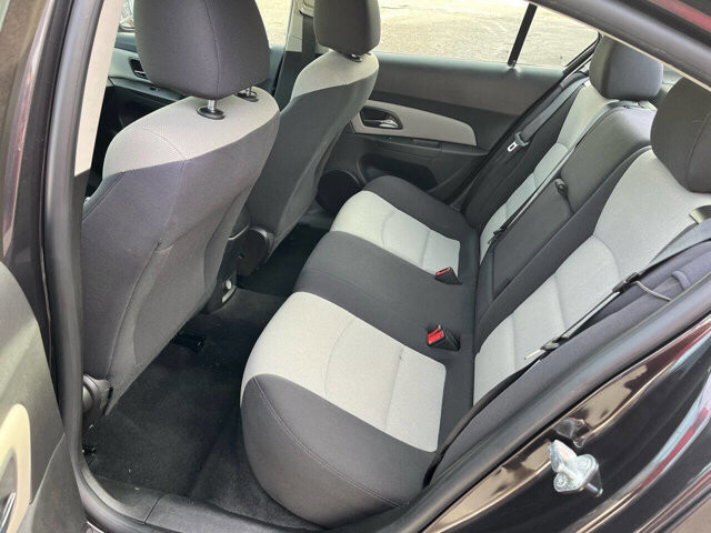 2014 Chevrolet Cruze in Commerce, GA 30529 - 1873680 10