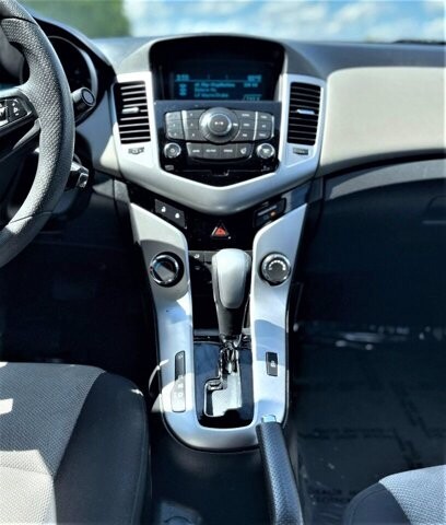 2014 Chevrolet Cruze in Commerce, GA 30529 - 1873680 96