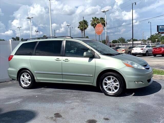 2006 Toyota Sienna in Maitland, FL 32751 - 1882630 4