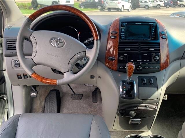 2006 Toyota Sienna in Maitland, FL 32751 - 1882630 67