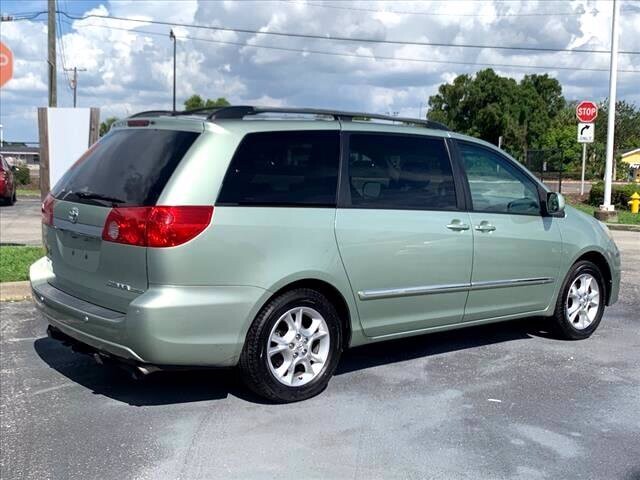 2006 Toyota Sienna in Maitland, FL 32751 - 1882630 6
