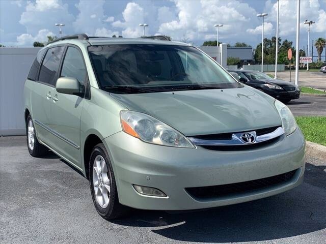 2006 Toyota Sienna in Maitland, FL 32751 - 1882630 57
