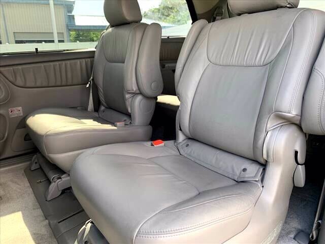 2006 Toyota Sienna in Maitland, FL 32751 - 1882630 10