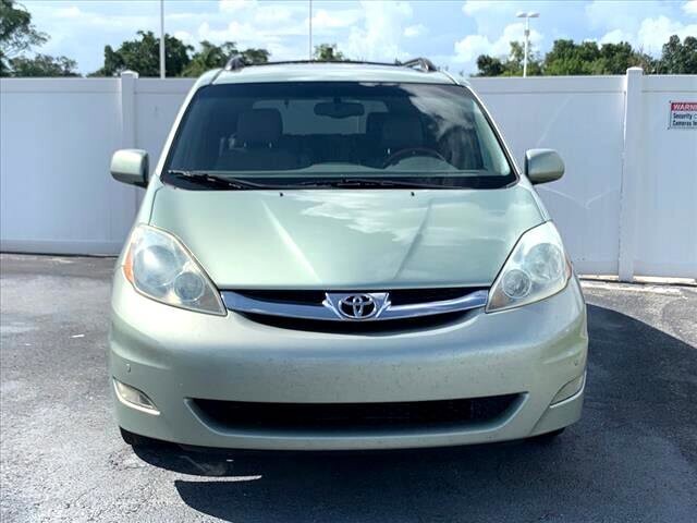 2006 Toyota Sienna in Maitland, FL 32751 - 1882630 30