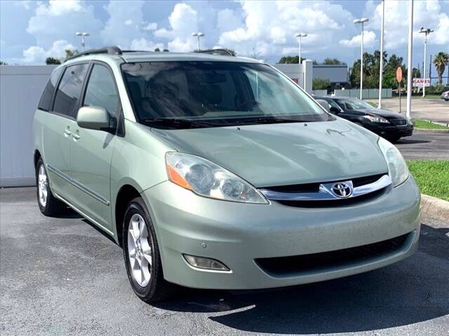 2006 Toyota Sienna in Maitland, FL 32751 - 1882630 2