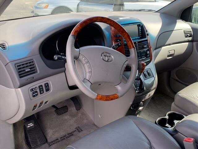 2006 Toyota Sienna in Maitland, FL 32751 - 1882630 62