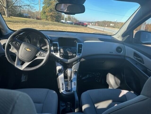 2013 Chevrolet Cruze in Commerce, GA 30529 - 1884564 10