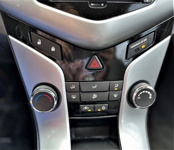 2013 Chevrolet Cruze in Commerce, GA 30529 - 1884564 39