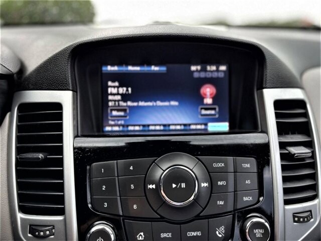 2013 Chevrolet Cruze in Commerce, GA 30529 - 1884564 37