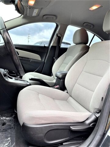 2013 Chevrolet Cruze in Commerce, GA 30529 - 1884564 31