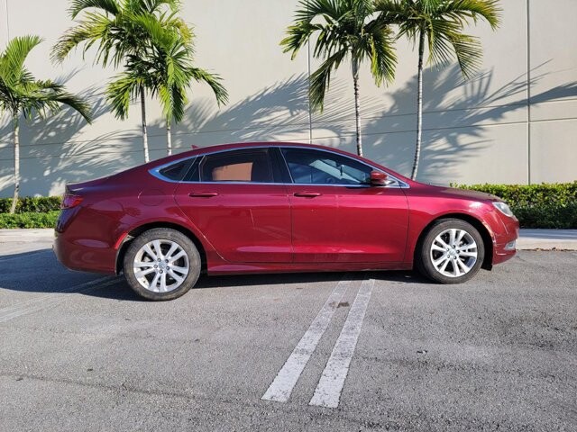 2015 Chrysler 200 in Pompano Beach, FL 33064 - 1897242 5