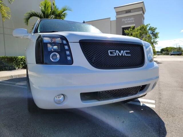 2011 GMC Yukon in Pompano Beach, FL 33064 - 1897251 42