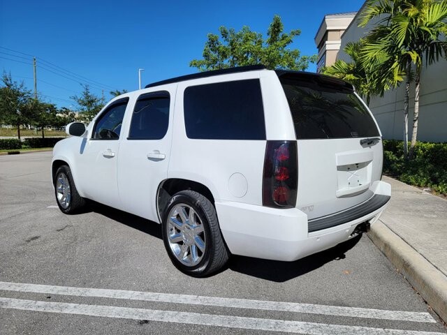 2011 GMC Yukon in Pompano Beach, FL 33064 - 1897251 5