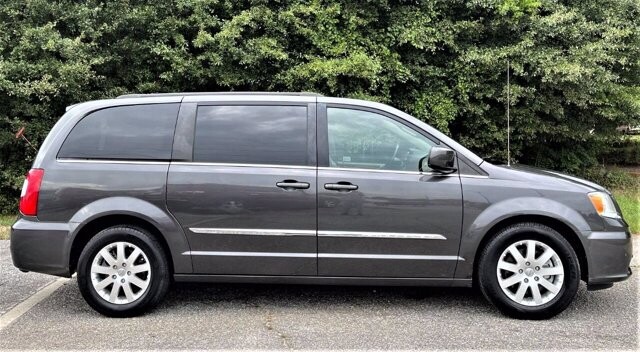 2015 Chrysler Town & Country in Commerce, GA 30529 - 1907796 99