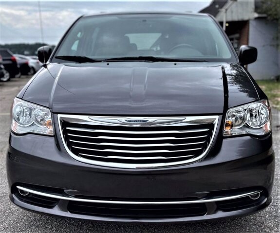 2015 Chrysler Town & Country in Commerce, GA 30529 - 1907796 102