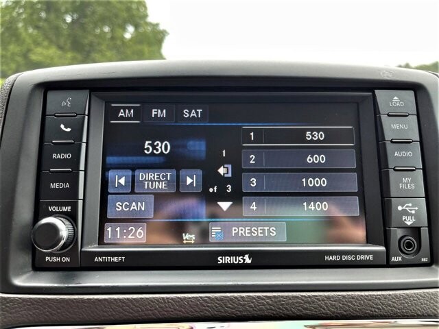 2015 Chrysler Town & Country in Commerce, GA 30529 - 1907796 86