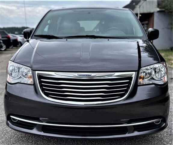 2015 Chrysler Town & Country in Commerce, GA 30529 - 1907796 77