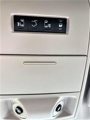 2015 Chrysler Town & Country in Commerce, GA 30529 - 1907796 17