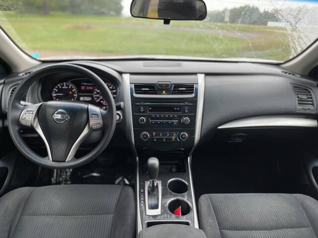 2014 Nissan Altima in Commerce, GA 30529 - 1921892 34