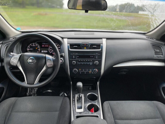 2014 Nissan Altima in Commerce, GA 30529 - 1921892 10