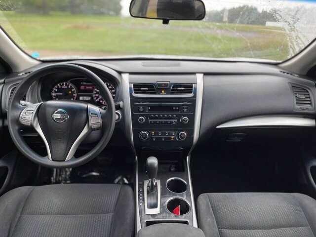 2014 Nissan Altima in Commerce, GA 30529 - 1921892 47