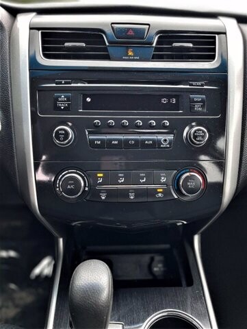 2014 Nissan Altima in Commerce, GA 30529 - 1921892 48