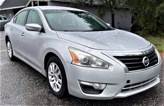 2014 Nissan Altima in Commerce, GA 30529 - 1921892 39