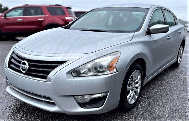 2014 Nissan Altima in Commerce, GA 30529 - 1921892 43