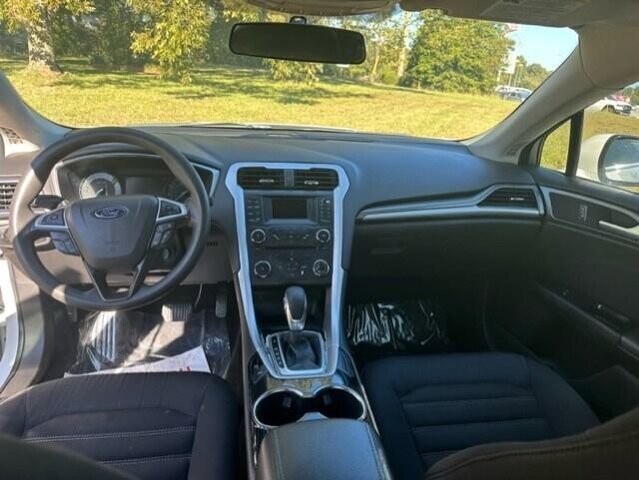 2015 Ford Fusion in Commerce, GA 30529 - 1929872 33