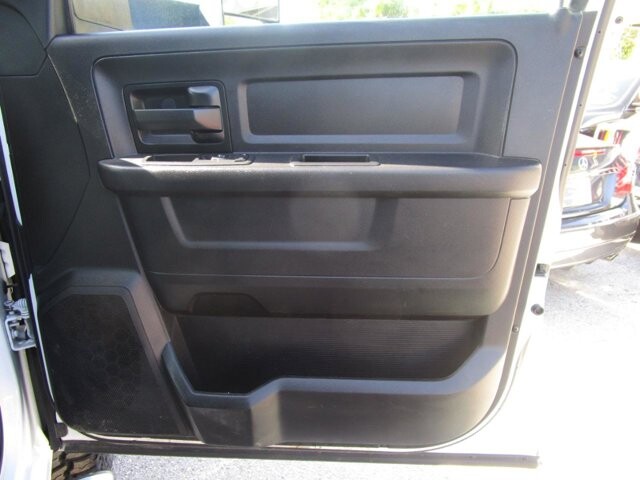 2017 RAM 2500 in Tampa, FL 33604-6914 - 1932740 17