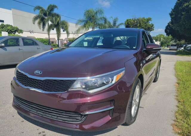 2018 Kia Optima in Pompano Beach, FL 33064 - 1934677 7