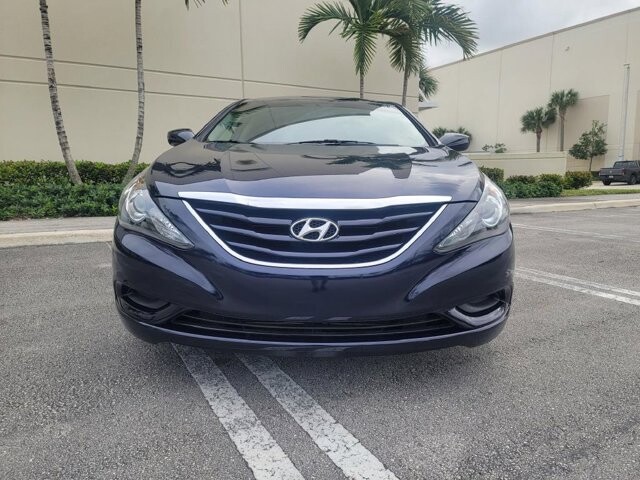 2013 Hyundai Sonata in Pompano Beach, FL 33064 - 1943406 2