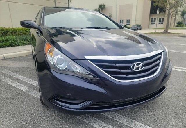 2013 Hyundai Sonata in Pompano Beach, FL 33064 - 1943406 19