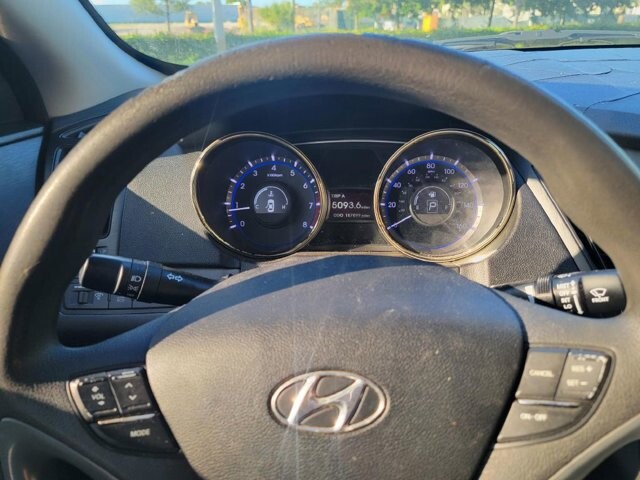 2013 Hyundai Sonata in Pompano Beach, FL 33064 - 1943406 14