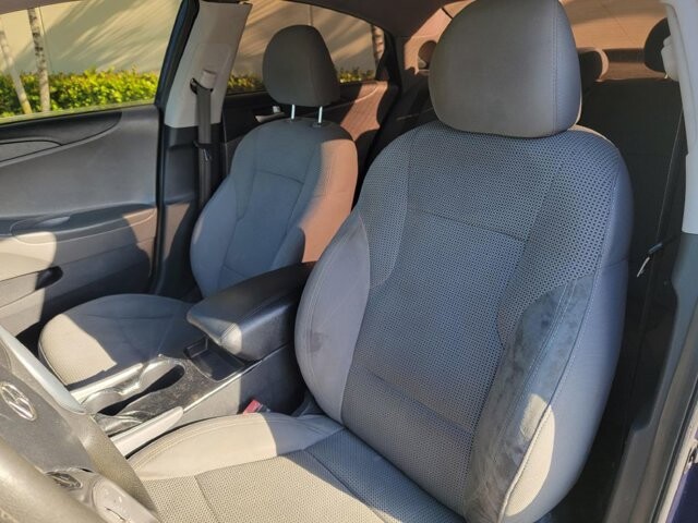 2013 Hyundai Sonata in Pompano Beach, FL 33064 - 1943406 9