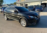 2018 Nissan Rogue Sport in Hollywood, FL 33023 - 1964385 25