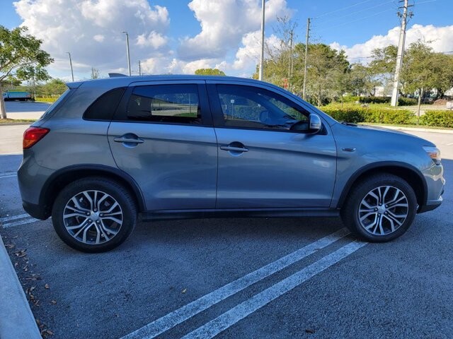 2017 Mitsubishi Outlander Sport in Pompano Beach, FL 33064 - 1966323 6