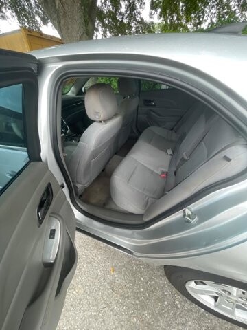 2016 Chevrolet Malibu in Longwood, FL 32750 - 1967553 7