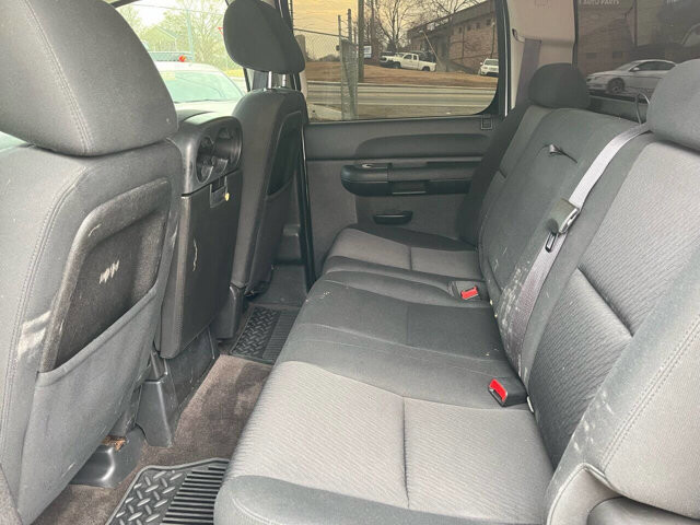 2013 Chevrolet Silverado 2500 in Commerce, GA 30529 - 1974123 9