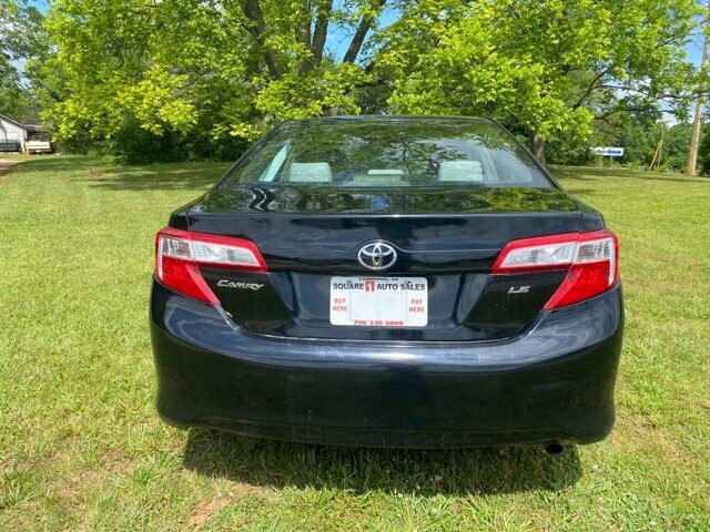 2013 Toyota Camry in Commerce, GA 30529 - 1976196 32