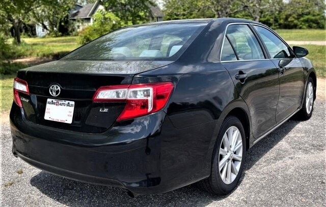 2013 Toyota Camry in Commerce, GA 30529 - 1976196 43
