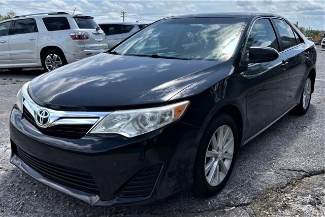 2013 Toyota Camry in Commerce, GA 30529 - 1976196 46