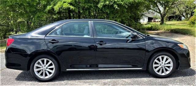 2013 Toyota Camry in Commerce, GA 30529 - 1976196 41