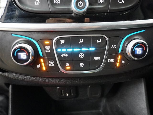 2019 Chevrolet Traverse in Cincinnati, OH 45251-2402 - 1977541 47