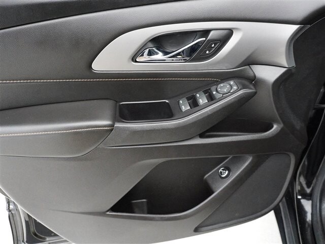 2019 Chevrolet Traverse in Cincinnati, OH 45251-2402 - 1977541 24