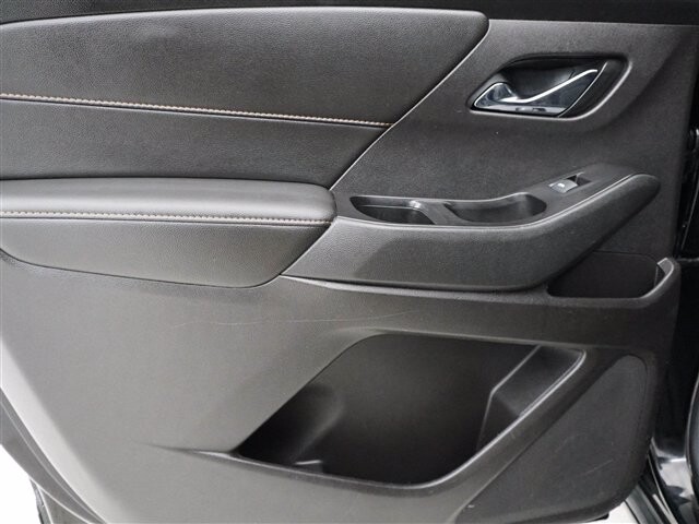 2019 Chevrolet Traverse in Cincinnati, OH 45251-2402 - 1977541 83