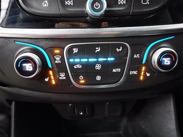 2019 Chevrolet Traverse in Cincinnati, OH 45251-2402 - 1977541 97