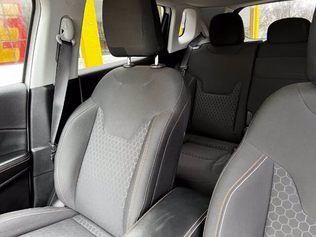 2017 Jeep Compass in Indianapolis, IN 46222-4002 - 2000058 22