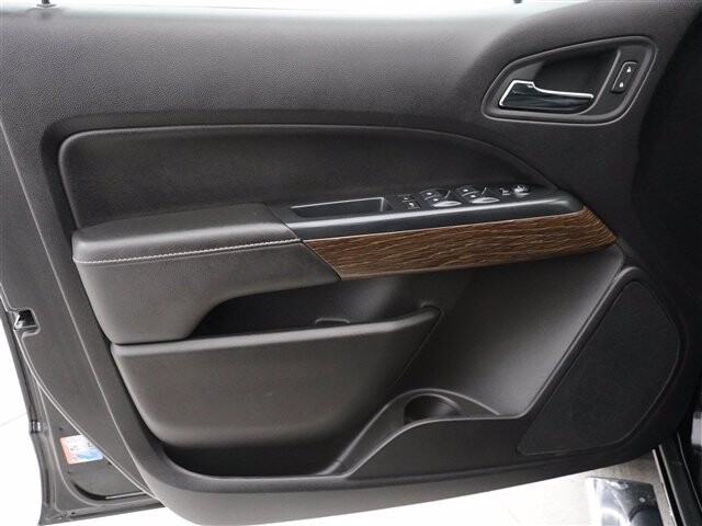 2018 GMC Canyon in Cincinnati, OH 45251-2402 - 2005257 28